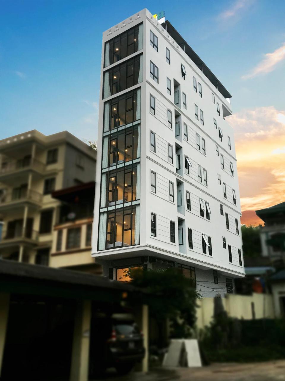 Ivy Hotel Халонг Екстер'єр фото
